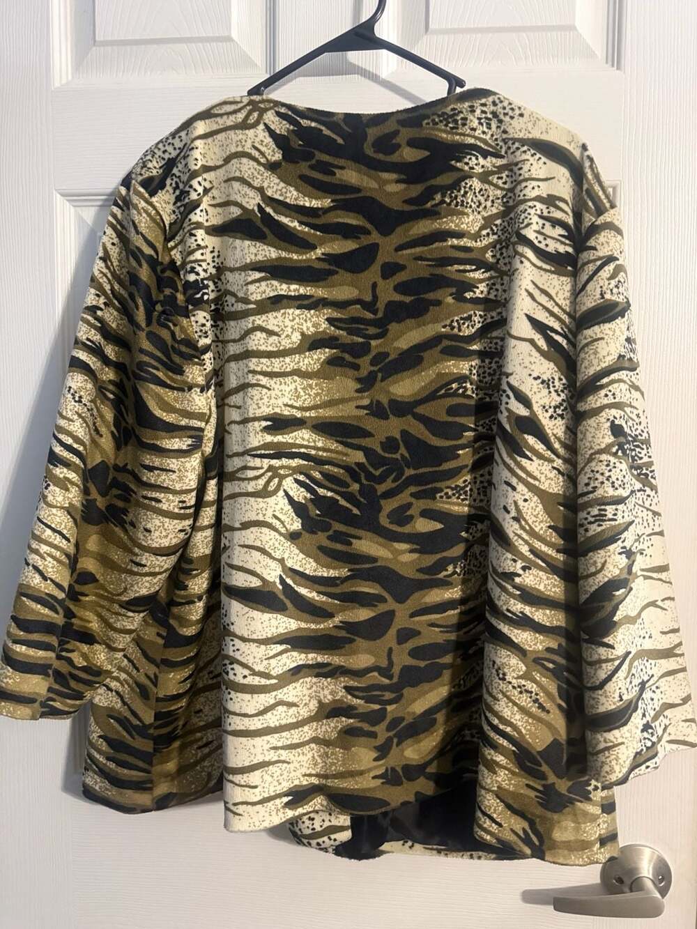 Ruby Rd. Woman Animal Print Button Front Jacket Size 22W - Picture 4 of 4